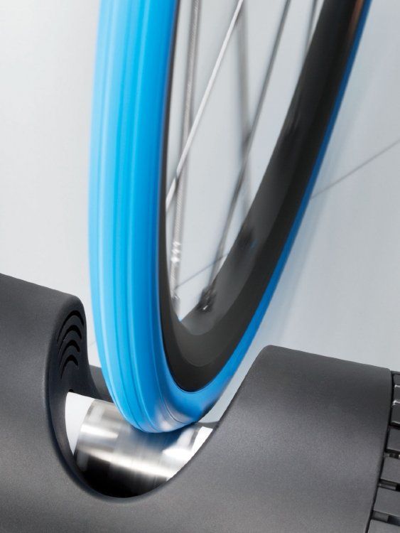 700x23c trainer tire