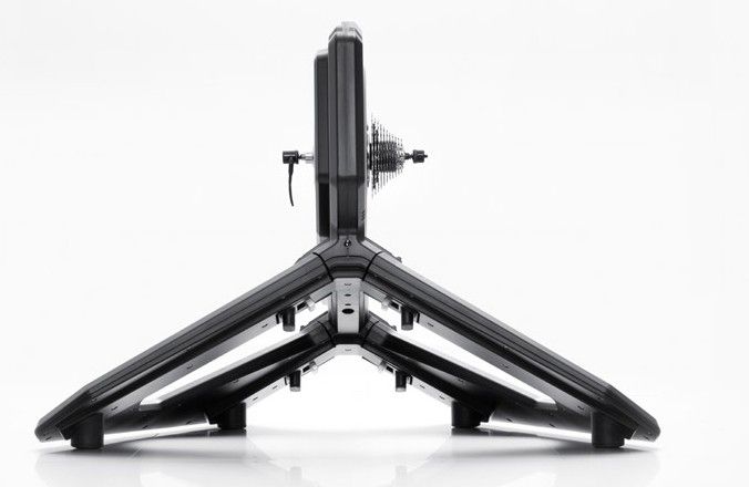 Велотренажер Tacx NEO Smart T2800